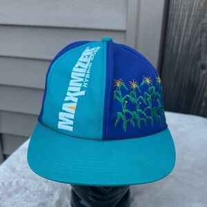 Vintage MAXIMIZER HYBRID CORN hat vtg adjustable snapback